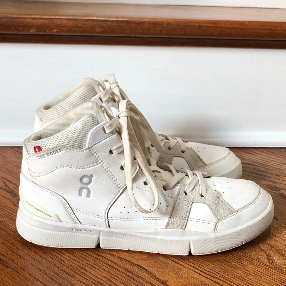 On THE ROGER Clubhouse Mid Women’s Size 7.5 in Preloved Condition!